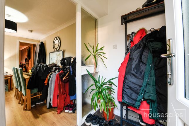 34, Birks Hill, Irvine photo 4
