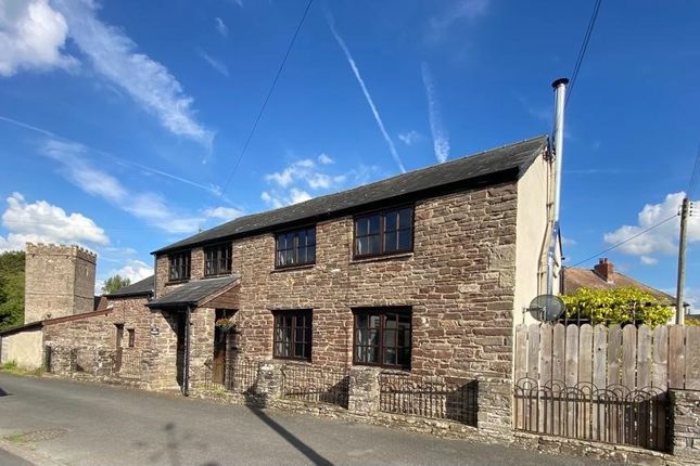 Link-detached house for sale in Llanfrynach, Brecon