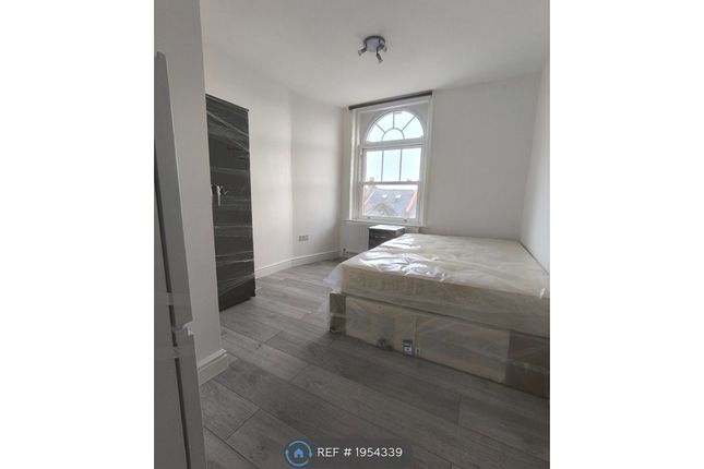 Thumbnail Room to rent in Upper Tooting Road, London