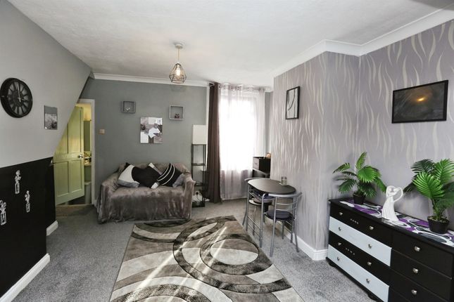29, Richmond Road, Gosport photo 4