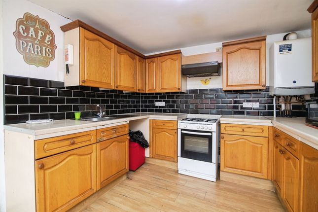 105a, Finch Road, Birmingham photo 4