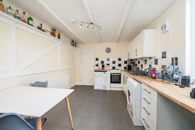 Flat for sale in Penrose Street, Plymouth