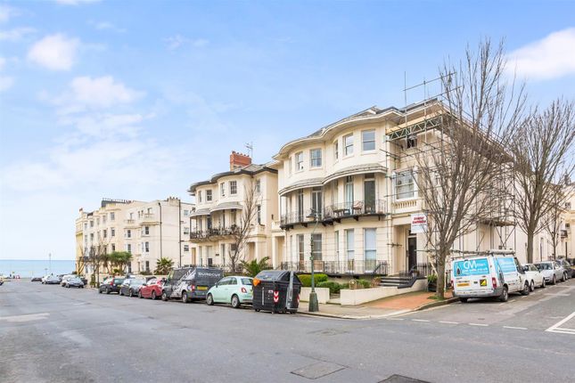 1 bed flat for sale in Lansdowne Place, Hove BN3