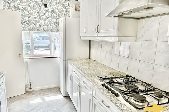 5 The Spinney Granville Road, LONDON photo 3