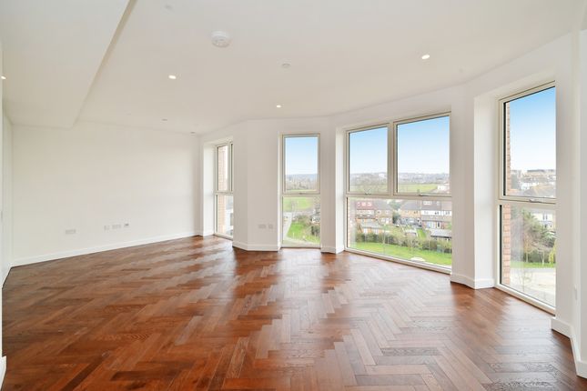 Flat 20, 10, Parkview Avenue, Brent Cross Town photo 4