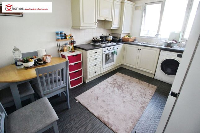 102, Coalway Road, Walsall photo 4