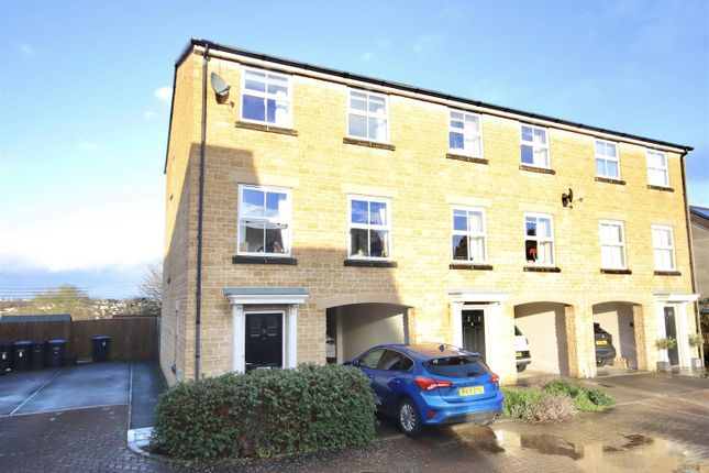 End terrace house for sale in Bucklands Grove, Chippenham