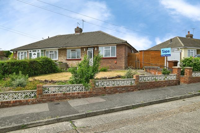 2-bed house on 94, Bettescombe Road, Rainham, Gillingham, £350,000