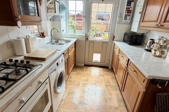 14, Dickens Court, Biggleswade photo 5