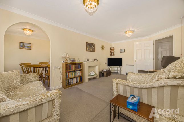 Flat 24, Collier Court Crammavill Street, Grays photo 4