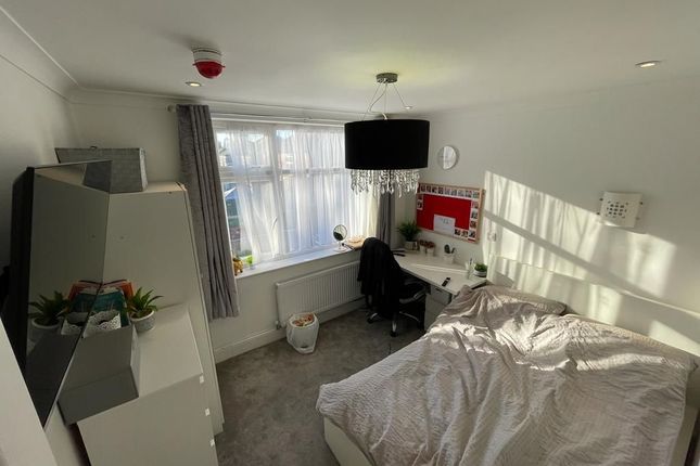 88 Kingswood Road, Manchester photo 5