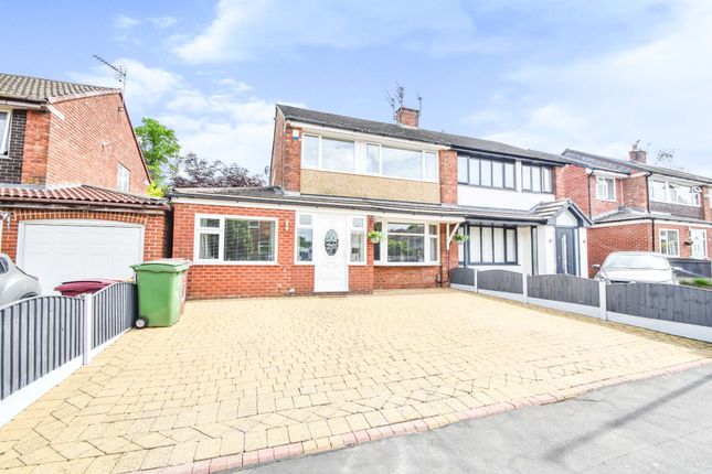 4 bed semi-detached house for sale in Stoneleigh Drive, Radcliffe M26