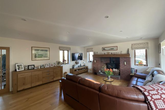 73A, Blaenau Road, Ammanford photo 2