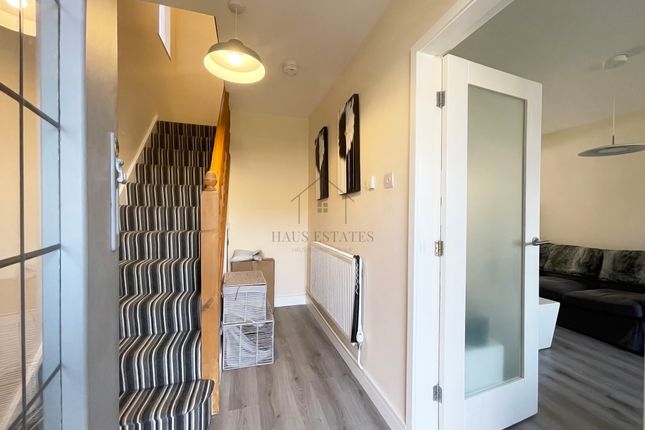 16 Armson Avenue, Leicester photo 3