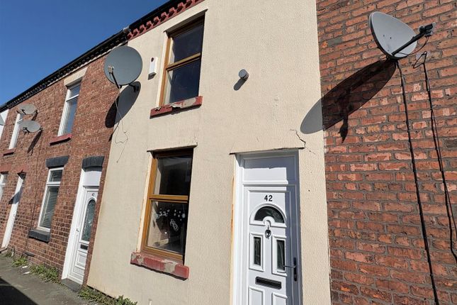 Studio house on 42, Platt Street, Leigh, £110,000