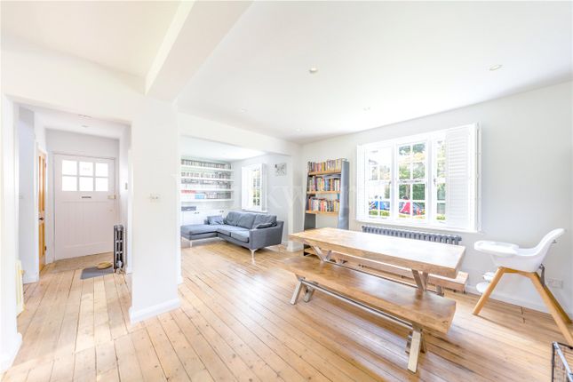 70, Erskine Hill, London photo 4