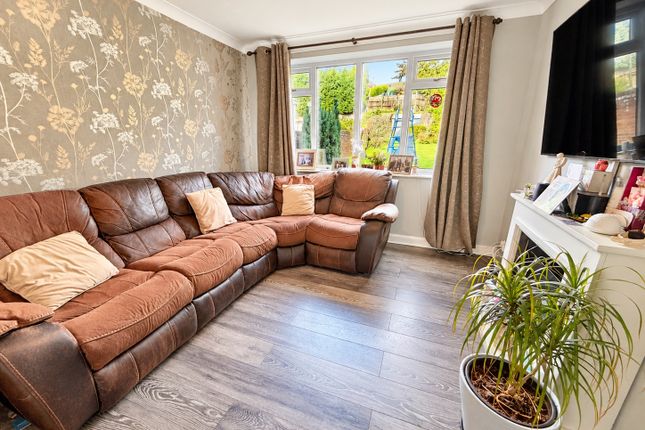 Corbyns Hall Road, Brierley Hill photo 4