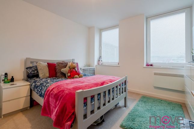 Flat for sale in The Post House, Gloucester