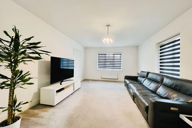 15, Wheatfields, Ashford photo 3