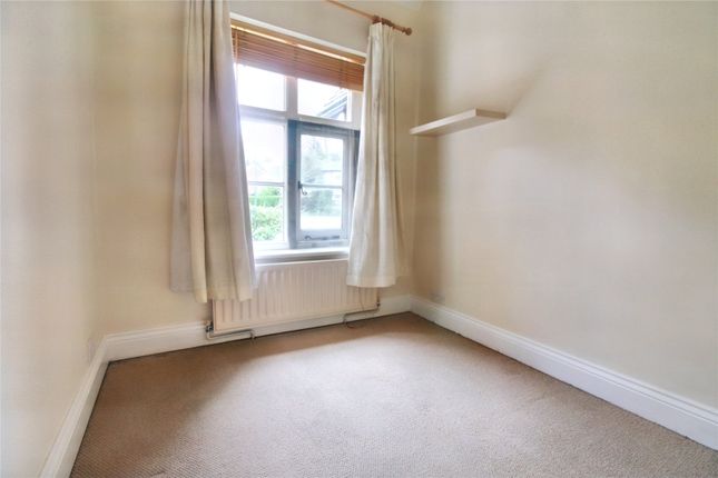 Flat to rent in Stone Cross, Mayfield, East Sussex