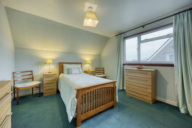 14, Craigenbay Road, Lenzie photo 4