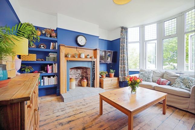 1 Liddymore Road, Watchet photo 3