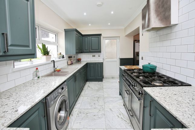 6, Fflorens Road, Newport photo 4