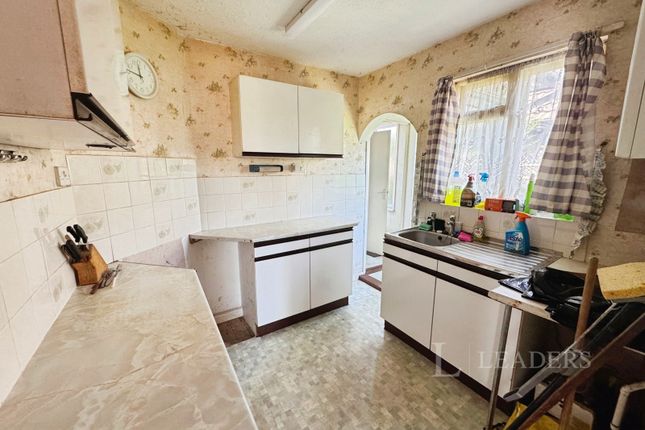 31, Rosemary Way, Clacton-on-Sea photo 3