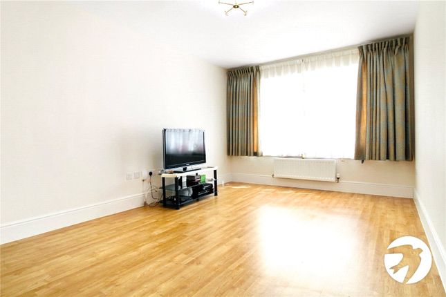 Owen Close, Ebbsfleet Valley photo 4