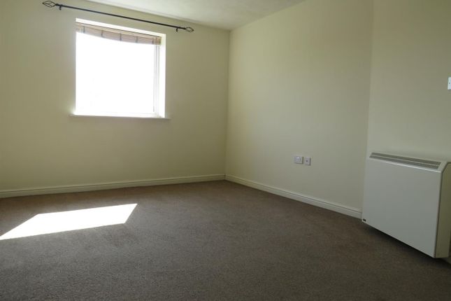 Flat to rent in Arbour Court, Whiteley, Fareham