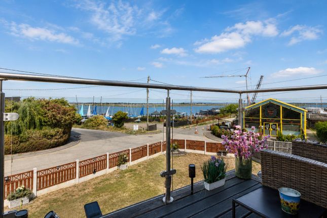 14, Marine Parade, Chelmsford photo 3