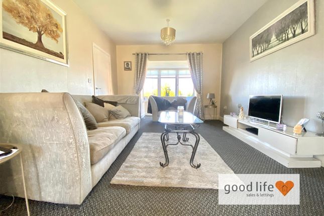 1, Agincourt, Houghton Le Spring photo 2