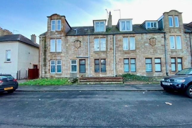 Thumbnail Flat to rent in Roxburgh Street, Grangemouth