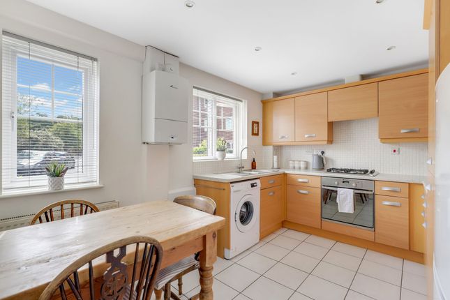 7 Sandmartins Close, Mansfield photo 4