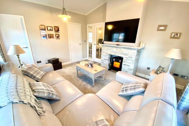 74, Wickham Court, Southwick Road, Fareham photo 4