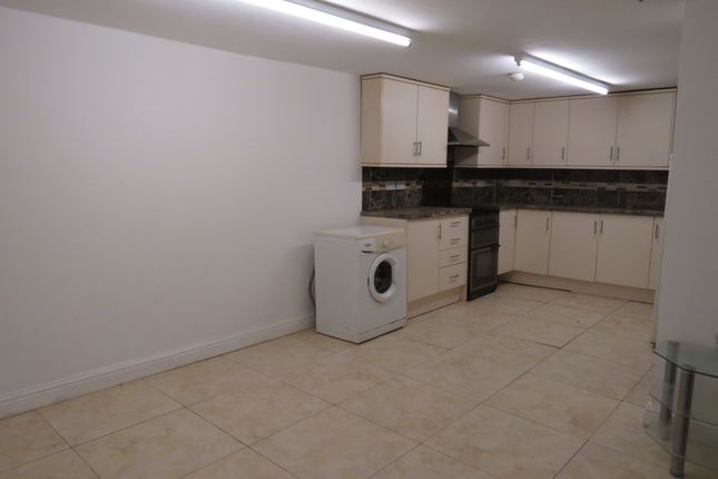 Property to rent in Hornby Terrace, Halifax