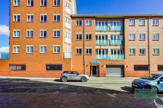 Flat for sale in Old Harbour Court, Wincolmlee Hull