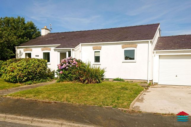 Thumbnail Semi-detached bungalow for sale in Llwyn Gwalch Estate, Morfa Nefyn, Pwllheli