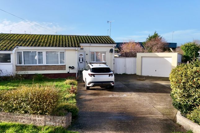 2-bed bungalow on 17, Llandaff Drive, Prestatyn, £170,000