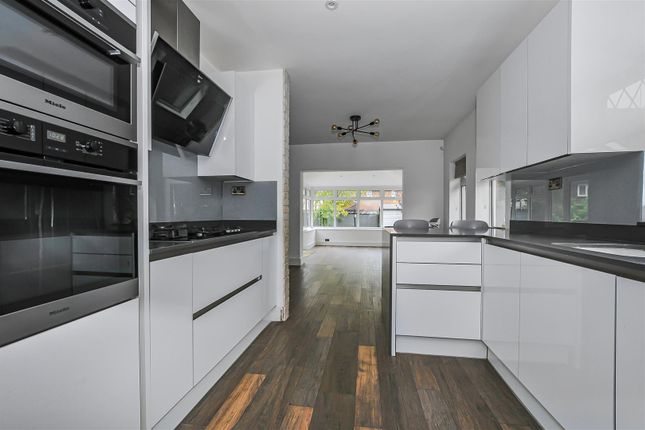 32, Hazel Road, St. Albans photo 5