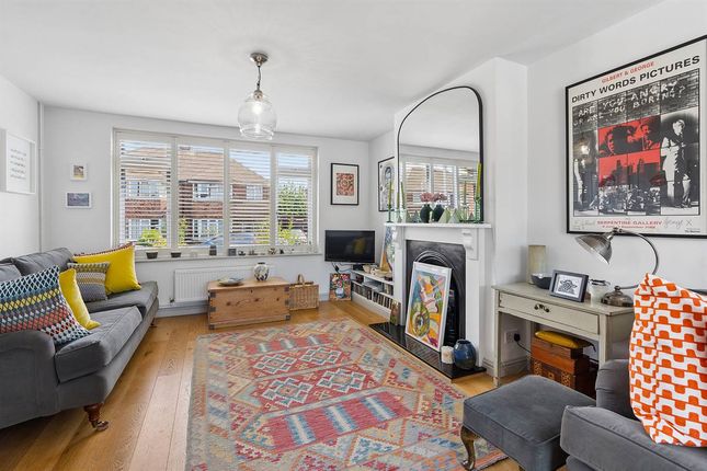 6, Whitehall Gardens, Canterbury photo 4
