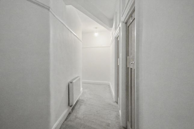 116A, Avenue Mansions, Alexandra Park Road, London photo 4
