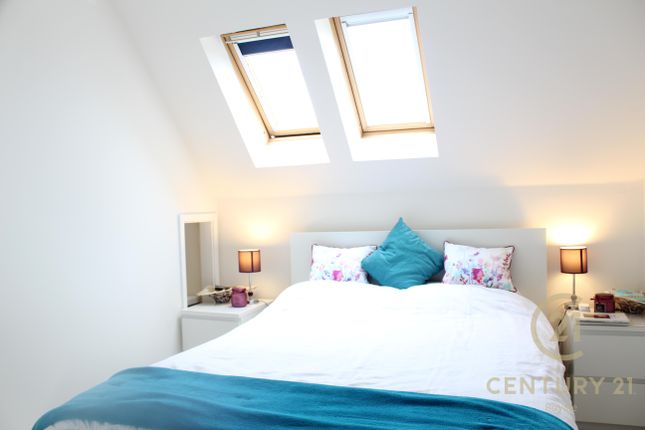 5, Isabella Place, KINGSTON UPON THAMES photo 5