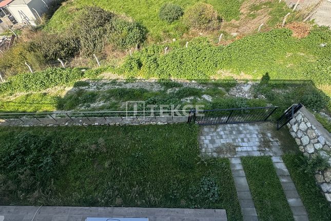 Detached house for sale in Kadınlardenizi, Kuşadası, Aydın, Türkiye