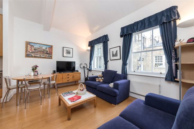 1 bed mews house for sale in Montagu Mews North, Marylebone, London W1H