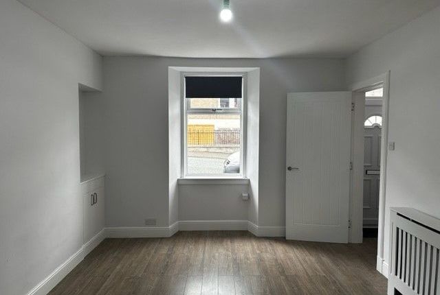 101 Wood Street, Galashiels photo 4