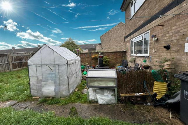 18, Stour Road, Corby photo 2