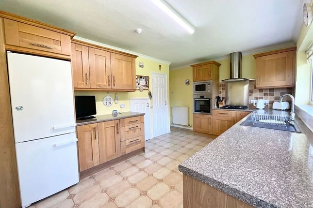 12 Ash Rise, Stafford photo 3