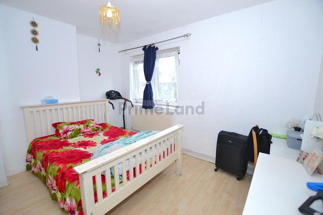 20 Rogers Estate, Globe Road, London photo 3