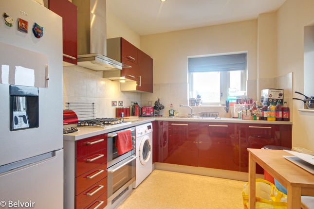 22, Sutherland Close, Gloucester photo 2